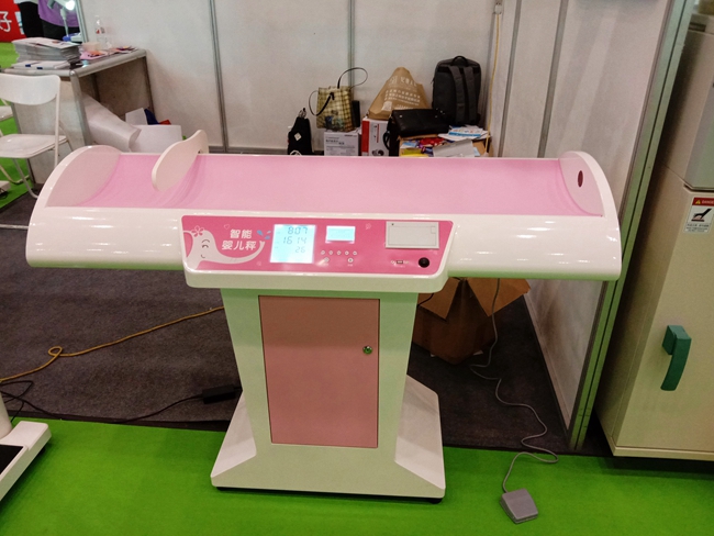 嬰幼兒身高體重測(cè)量儀